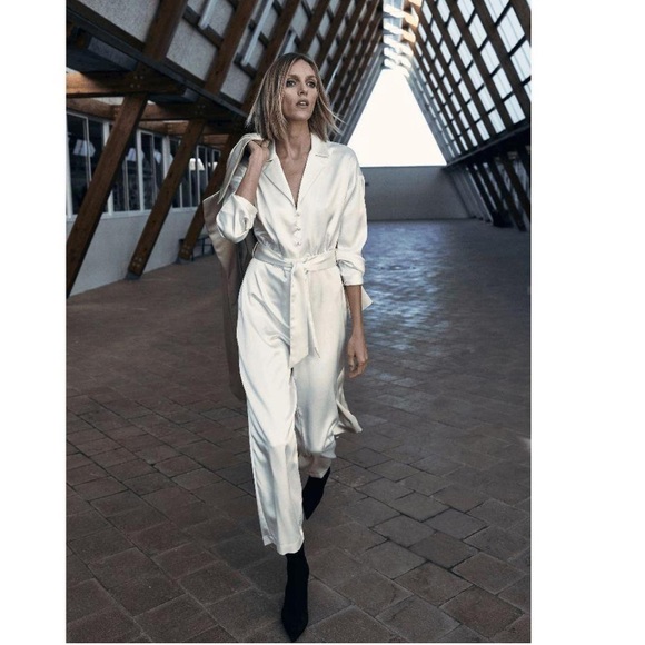 Zara Pants - 🤍 ZARA Oyster White Belted Satin Effect Crepe Jumpsuit sz XL